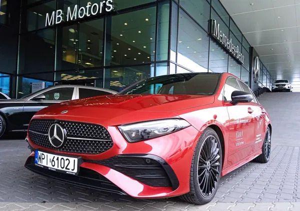 mercedes benz Mercedes-Benz Klasa A cena 193800 przebieg: 21000, rok produkcji 2023 z Sędziszów